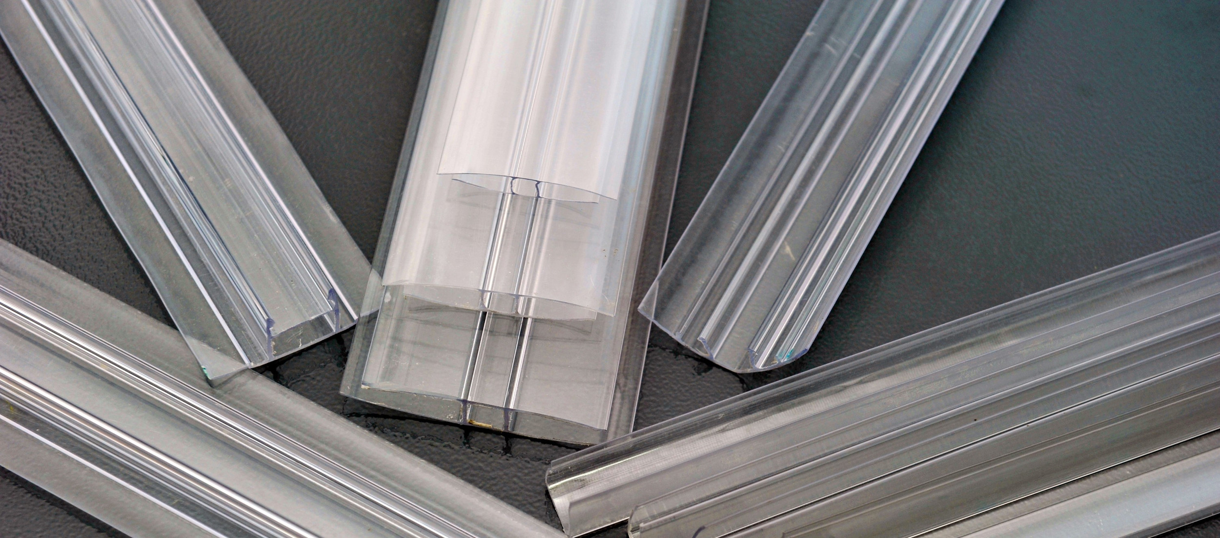 مقاطع اکسترودری پلی‌کربنات